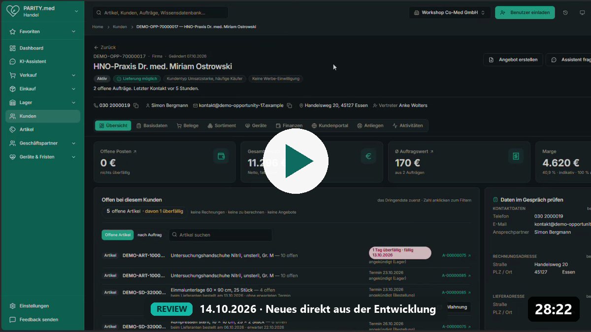 Kundendashboard einer HNO-Praxis mit offenen Posten, Umsatz, Marge und offenen Artikeln, darunter „Review 14.10.2026“
